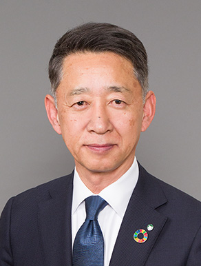 会田 朋生